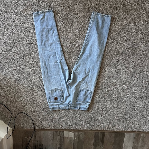 Carhartt Light Wash denim Jean, distressed - Picture 11 of 11